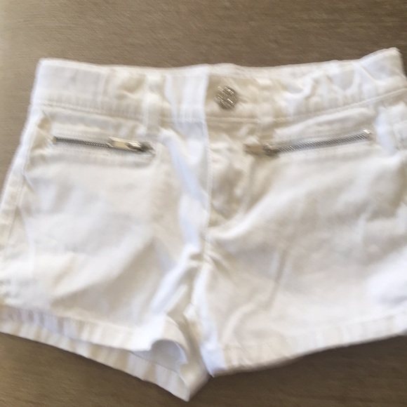 Gucci Other - White Gucci short for a girl size 6
